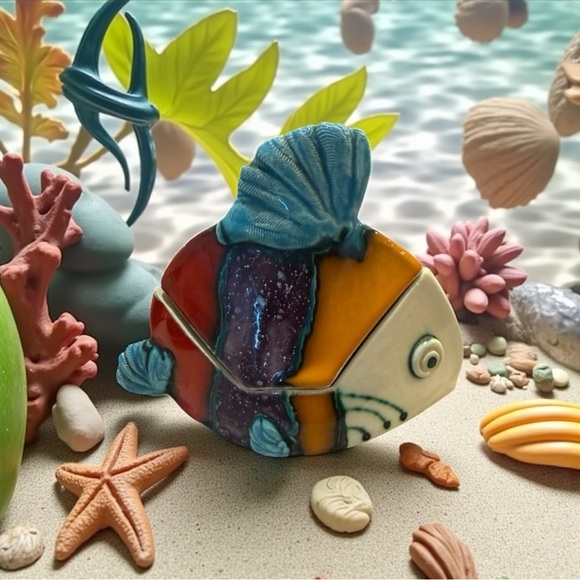 Colorful Ceramic Fish Figurine handmade trinket box - Picture 2 of 9